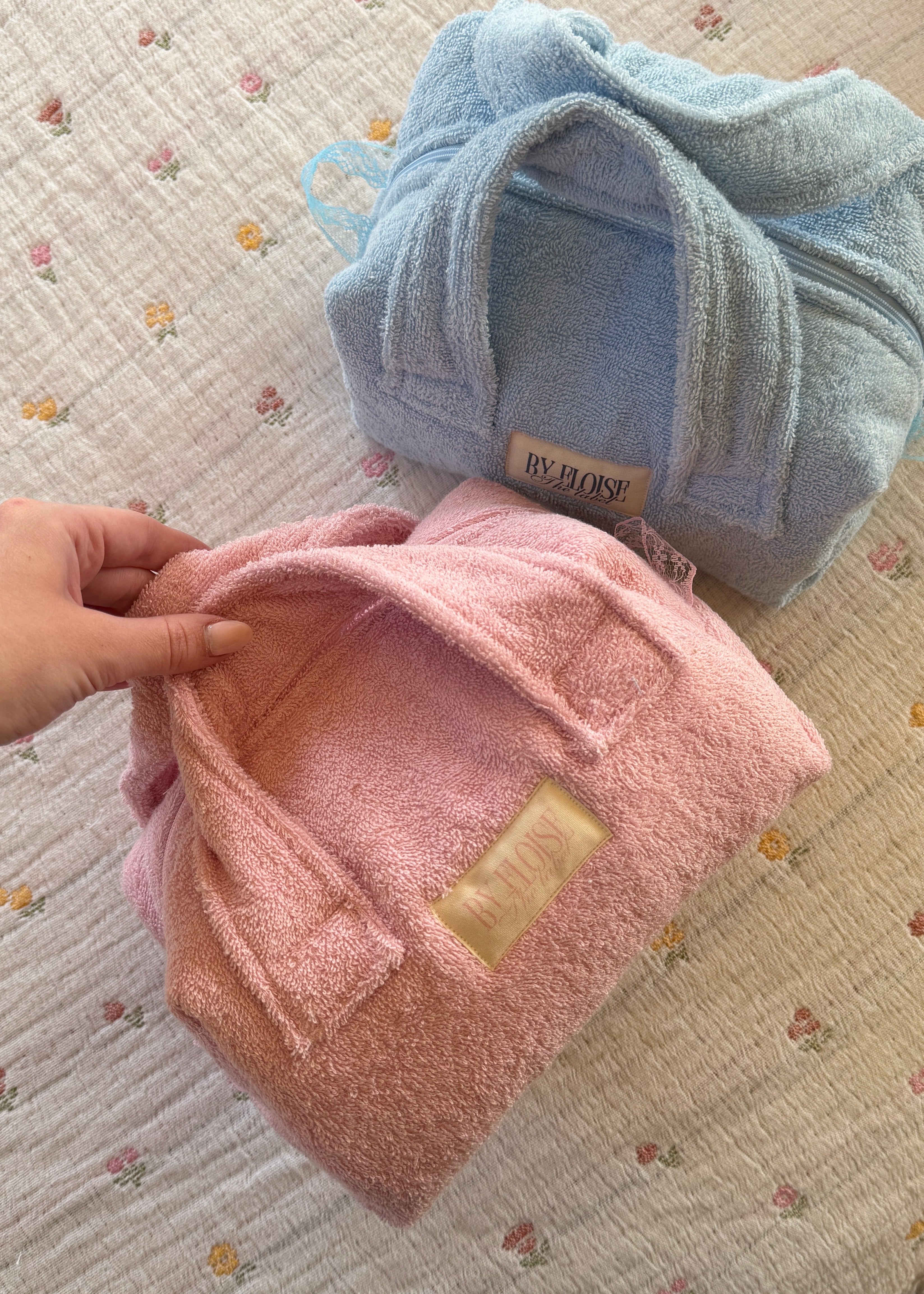 Mini Towel bag - Strawberry ONE WEEK DISPATCH
