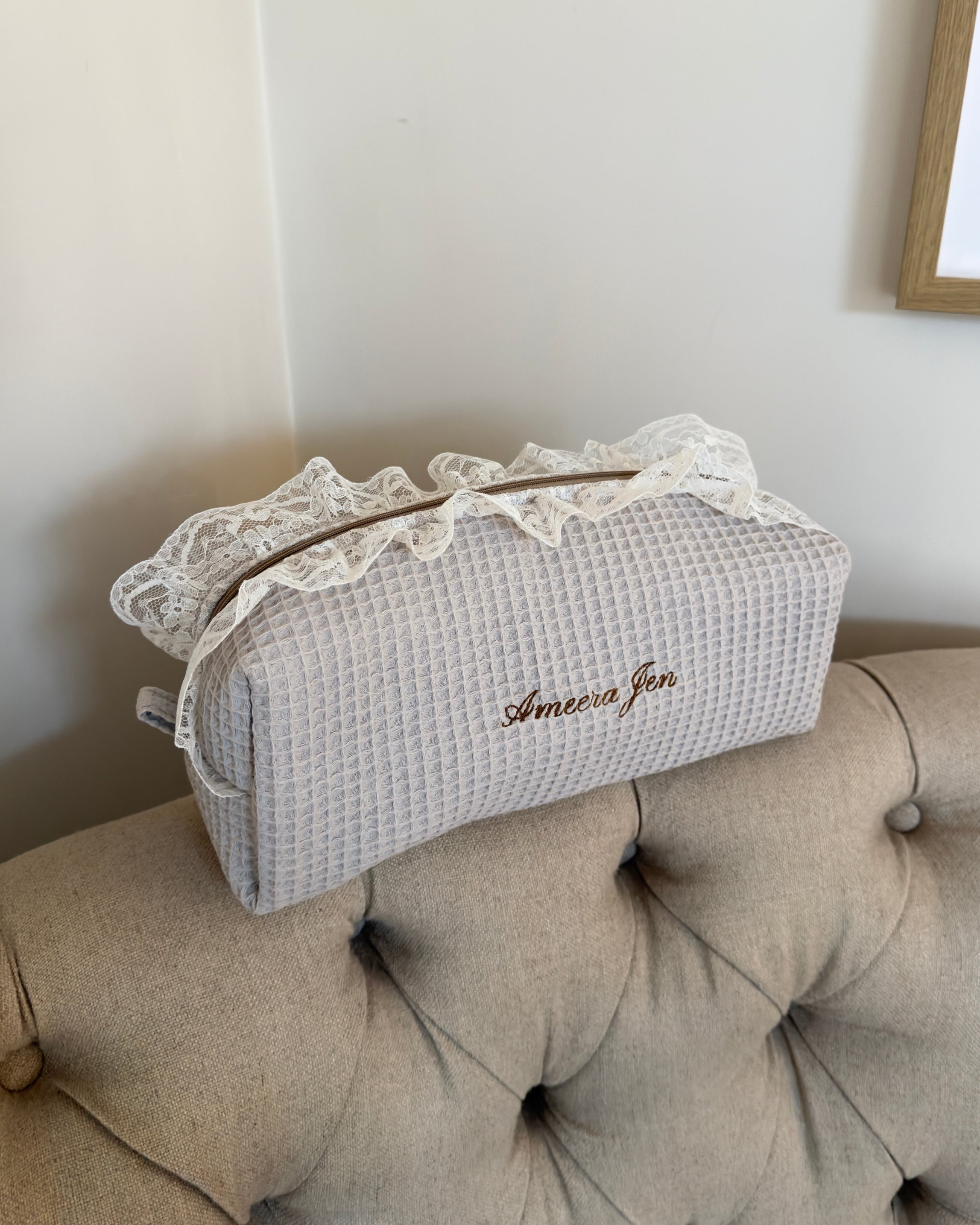 Beige Waffle Lace Hair Tool Bag