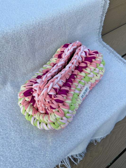 Spring sorbet clutch